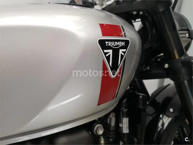 Triumph Speed Twin 900 – Vista 13