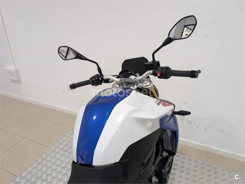 BMW F 900 R – Vista 14