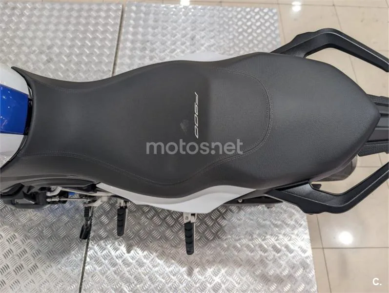 BMW F 900 R – Vista 18