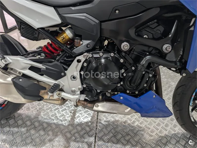 BMW F 900 R – Vista 20