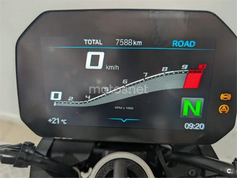 BMW F 900 R – Vista 6