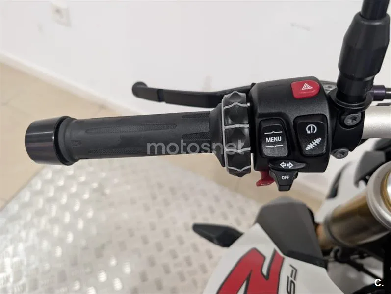 BMW F 900 R – Vista 10