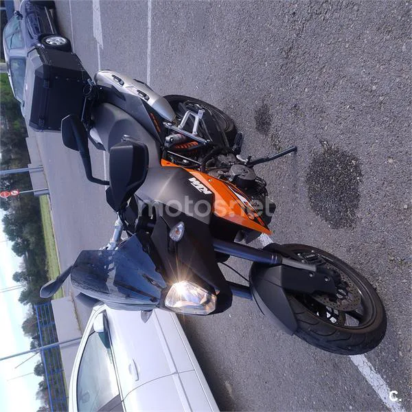 KTM 990 SUPERMOTO – Vista 5