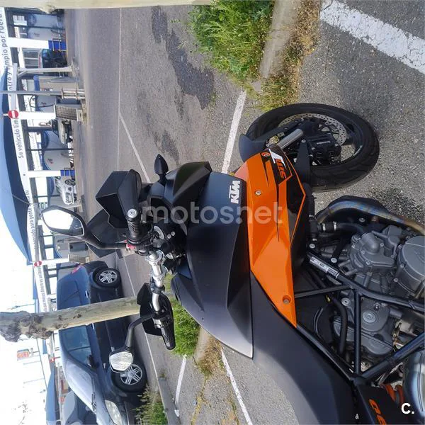 KTM 990 SUPERMOTO – Vista 7