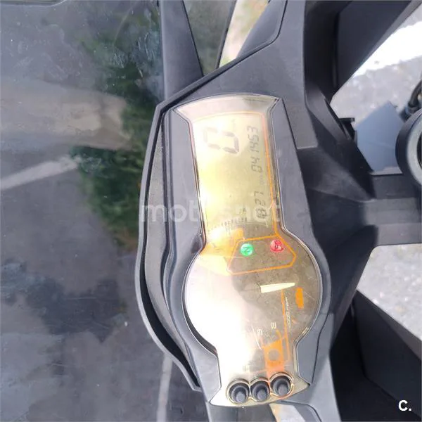 KTM 990 SUPERMOTO – Vista 8