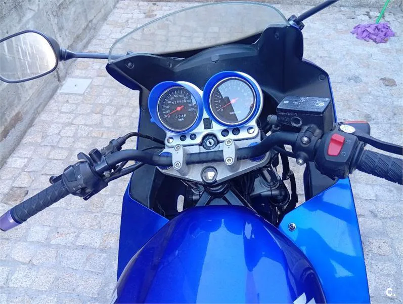 Suzuki GS 500F – Vista 2