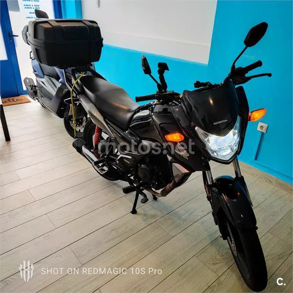 Honda CB 125 – Vista 5