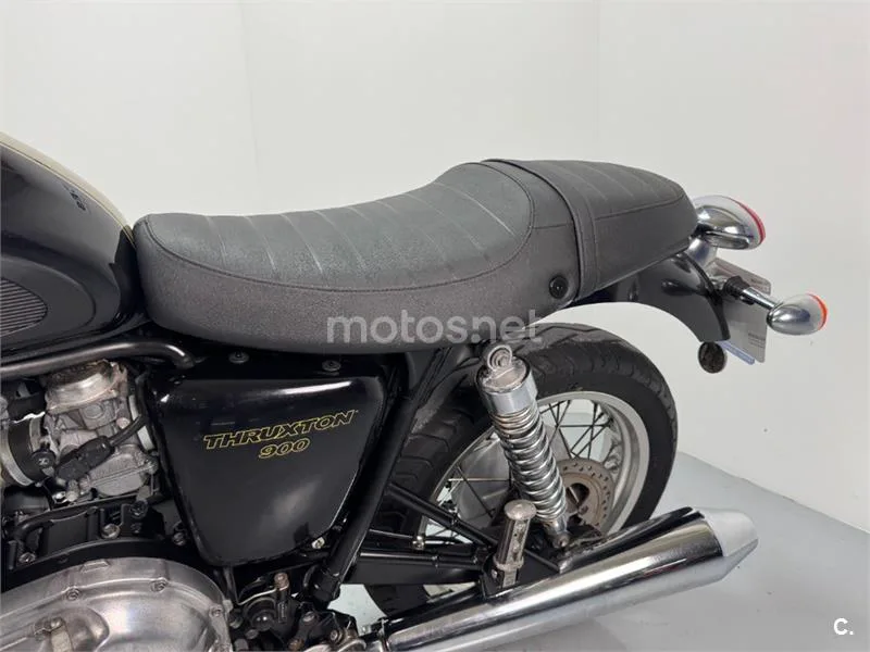 Triumph Thruxton EFI – Vista 16