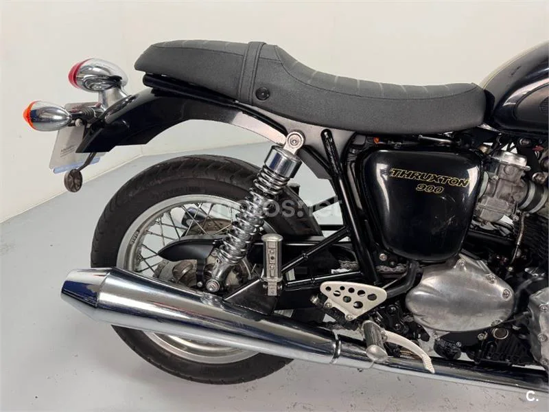 Triumph Thruxton EFI – Vista 8