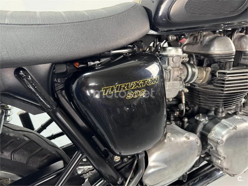 Triumph Thruxton EFI – Vista 9
