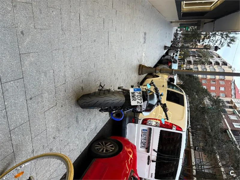 Suzuki GSX-8S – Vista 3