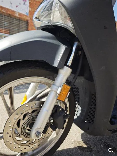 Honda SH125i – Vista 11