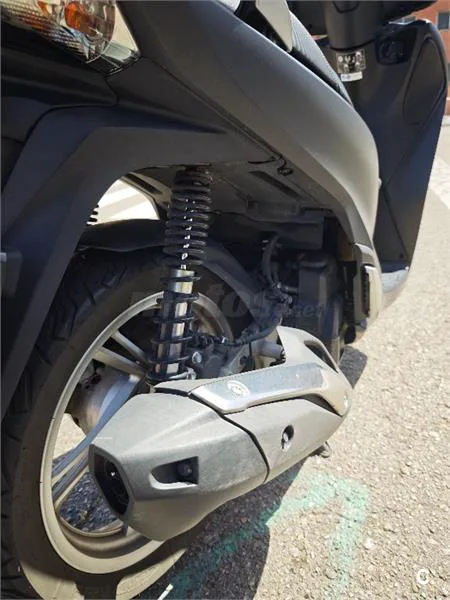 Honda SH125i – Vista 10