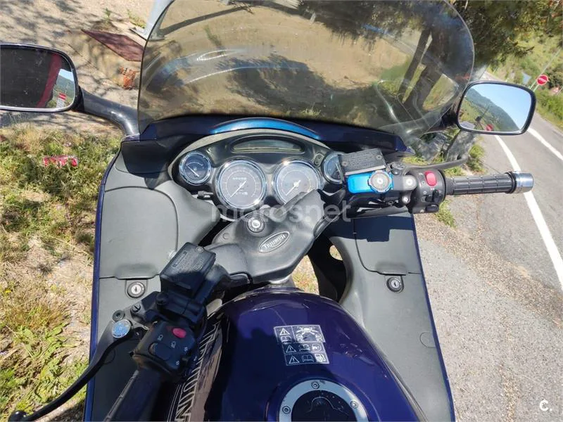 Triumph Trophy 1200 - Vista 4
