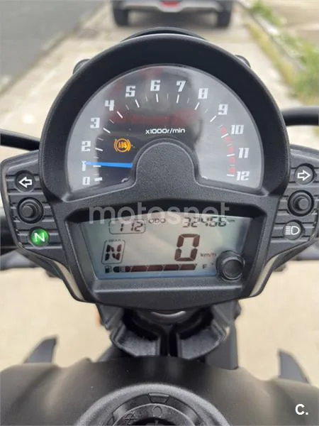 Kawasaki Vulcan S – Vista 5