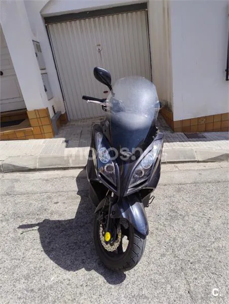 Kymco Super Dink 125i – Vista 3