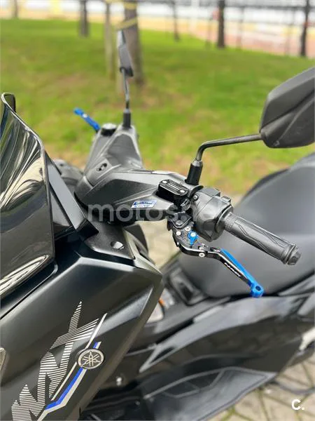 Yamaha NMAX – Vista 4