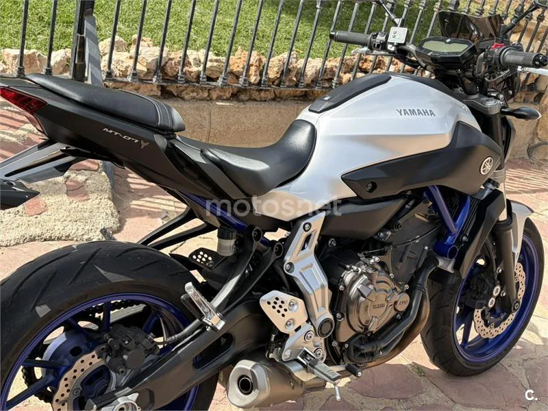 Yamaha MT-07 – Vista 2