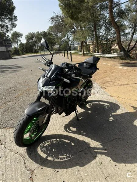 Kawasaki Z 900 – Vista 2