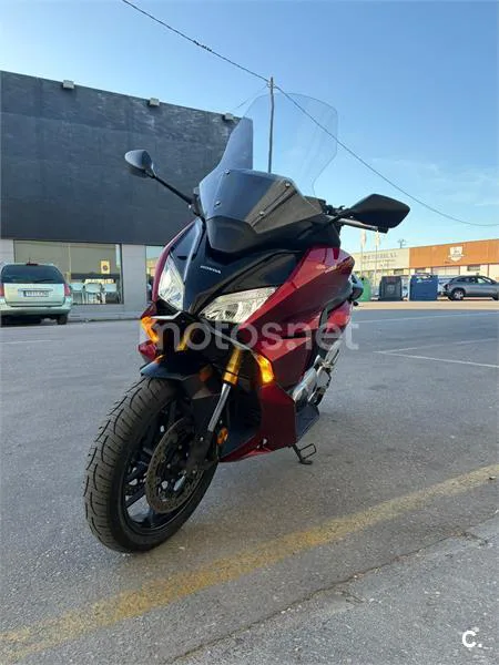 Honda Forza 750 – Vista 5