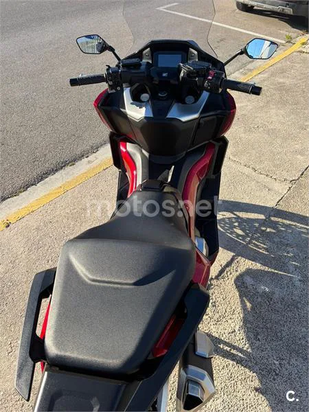 Honda Forza 750 – Vista 7