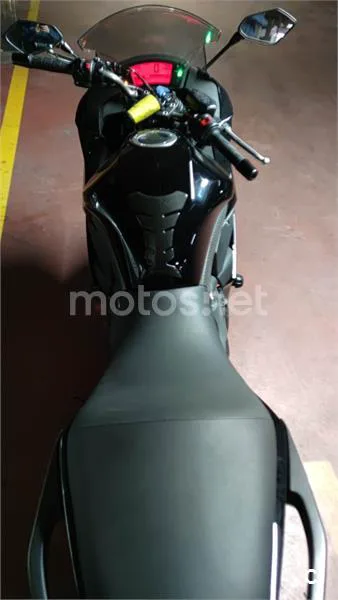 Kawasaki ER-6f - Vista 5