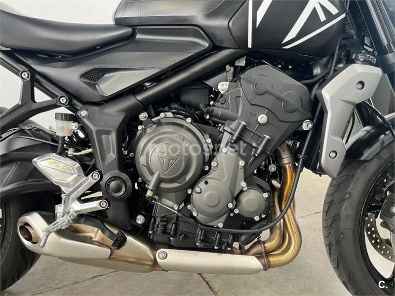 Triumph Trident 660 – Vista 14