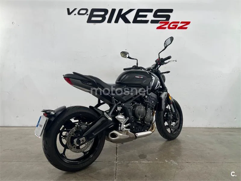 Triumph Trident 660 – Vista 7