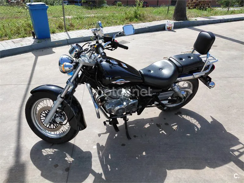 Suzuki Marauder 250 – Vista 4