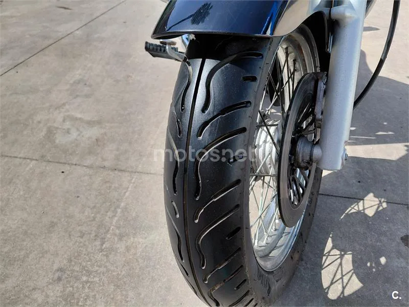 Suzuki Marauder 250 – Vista 10