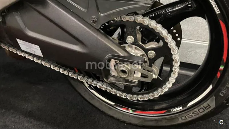 Ducati Monster 696 – Vista 12