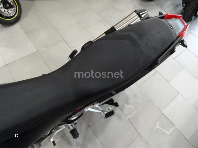 Aprilia Tuareg 660 – Vista 8