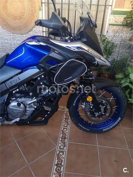 Suzuki V-Strom 650 XT – Vista 7