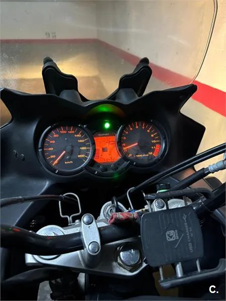 Suzuki V-Strom 650 – Vista 4