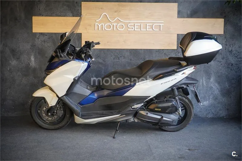 Honda Forza 125 – Vista 11