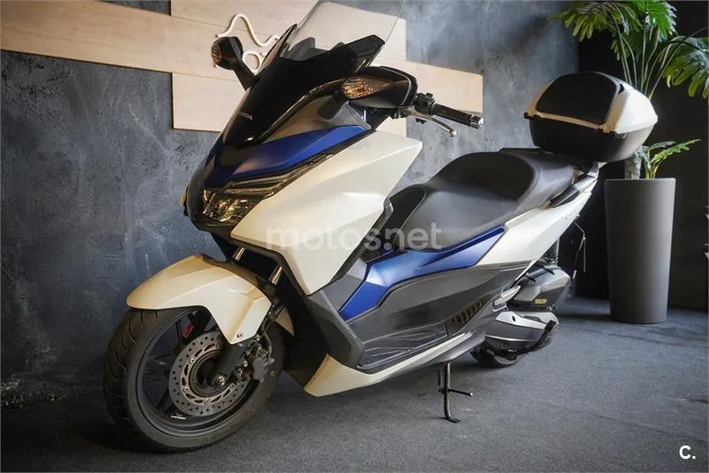 Honda Forza 125 – Vista 12