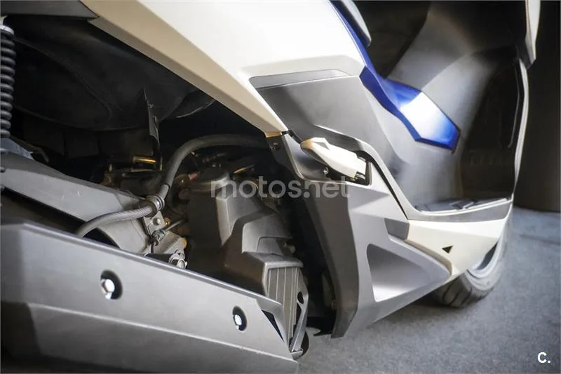 Honda Forza 125 – Vista 3