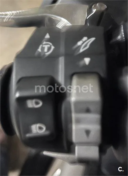 Honda Forza 350 – Vista 12