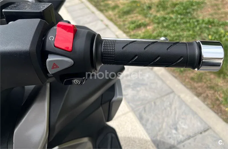 Honda Forza 350 – Vista 9