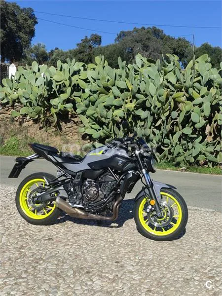 Yamaha MT-07 – Vista 4
