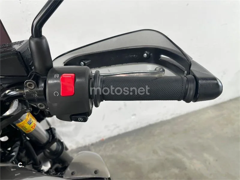 Kawasaki Z750 – Vista 16