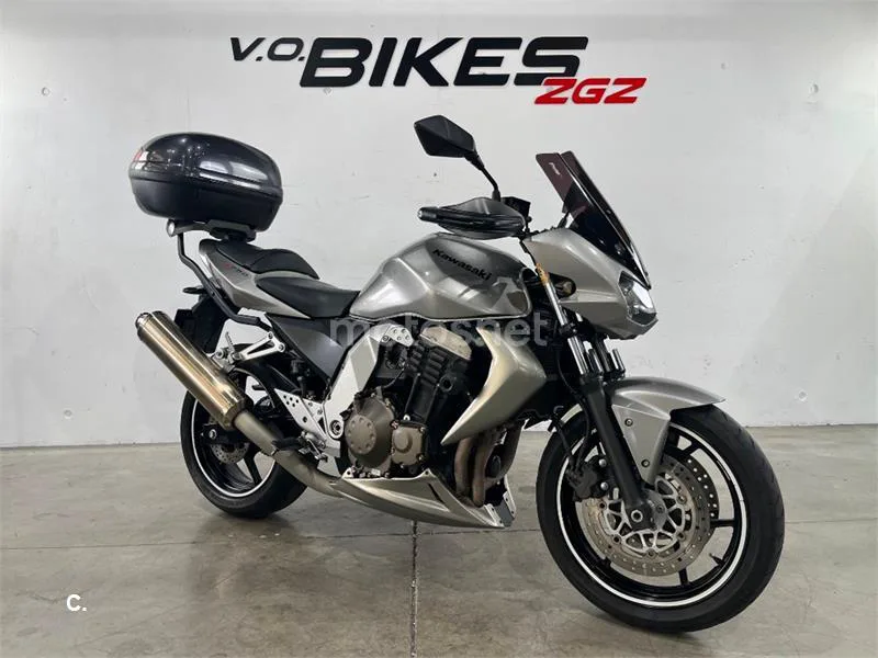 Kawasaki Z750 – Vista 3