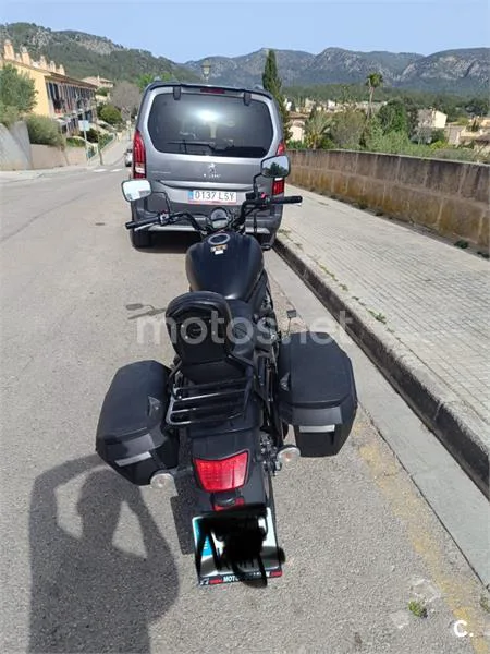 Kawasaki Vulcan S - Vista 3