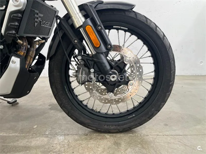 Voge 525 ACX – Vista 10