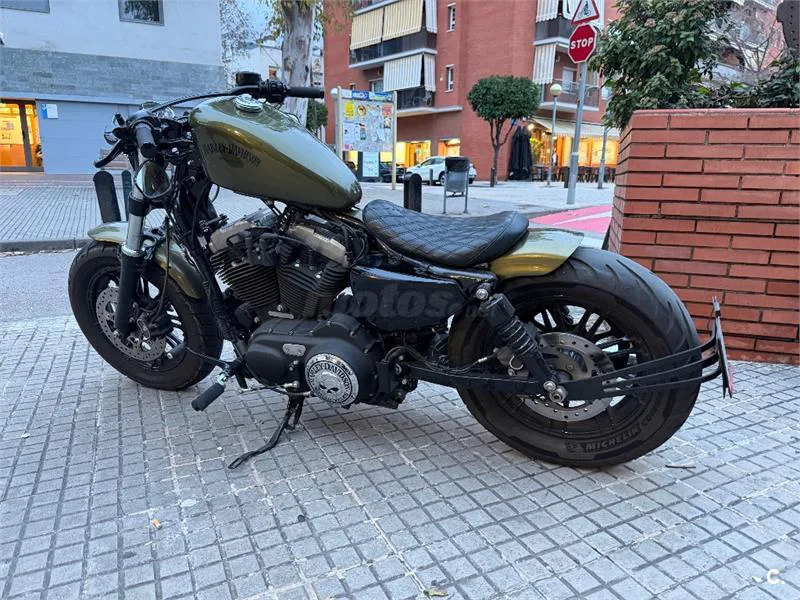 Harley-Davidson Sportster Forty-Eight – Vista 2