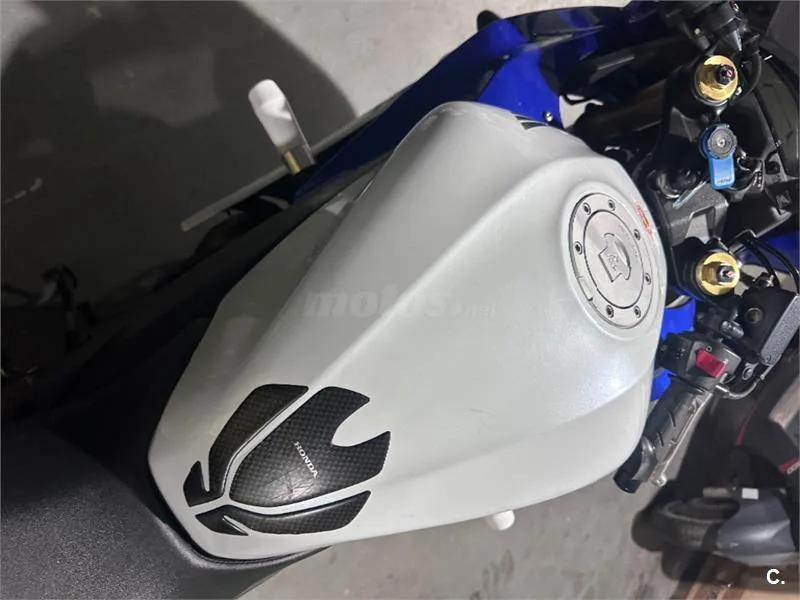 Honda CBR 600F – Vista 7