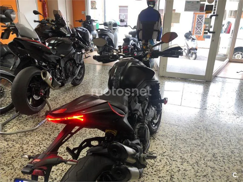 Ducati Monster – Vista 7