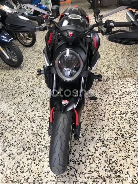 Ducati Monster – Vista 8