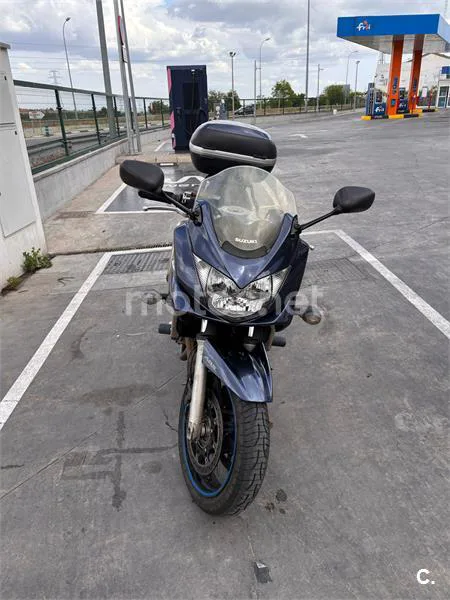 Suzuki Bandit 650 S – Vista 4