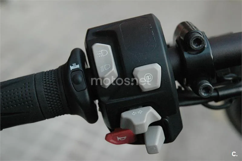 Triumph Street Triple – Vista 4